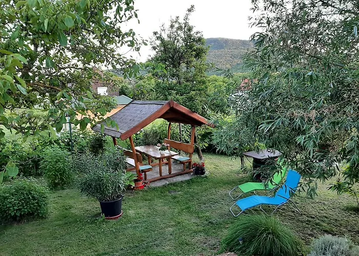 בית נופש Hangvilla Badacsony בדקסוניטומאי