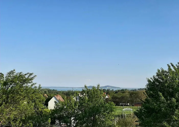 Hangvilla Badacsony * باداتشونيتوماي